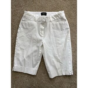 White House Black Market Slim Bermuda Shorts Size 00 White Button Pockets